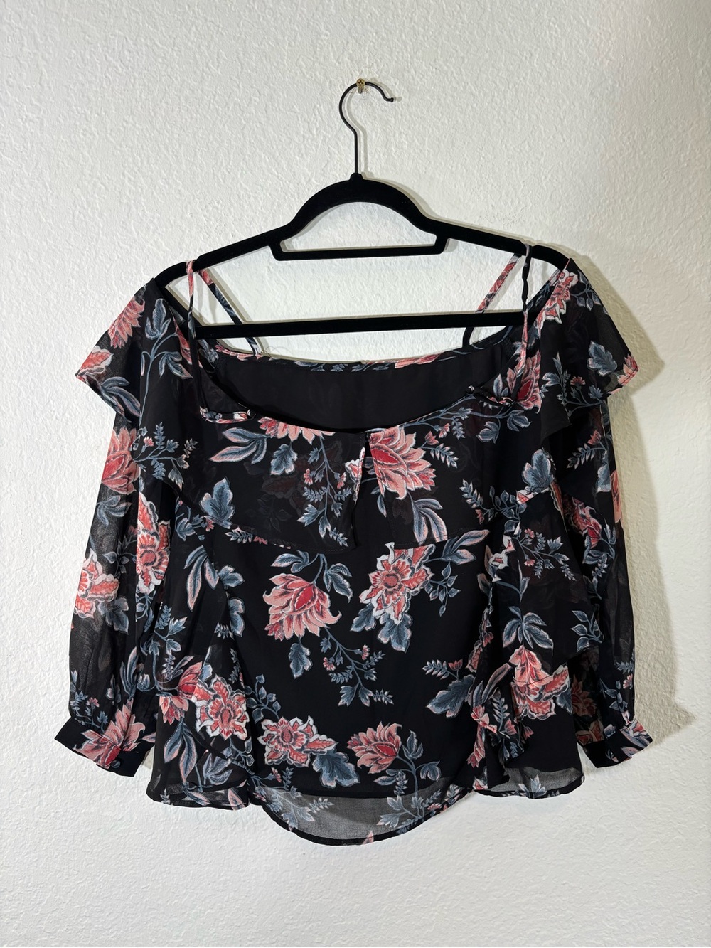 NWT Olivaceous Black Floral Off-Shoulder Blouse with Pink & Blue Flowers Small - Picture 4 of 11